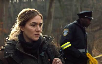 Mare of Easttown, Kate Winslet e Guy Pearce nella serie HBO