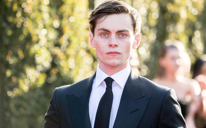 tenebre e ossa il cast della serie tv netflix foto