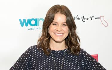 LOS ANGELES, CALIFORNIA - NOVEMBER 19: Sosie Bacon attends With Love From California: A Night Of One Act Plays Benefiting Hurricane Relief Efforts Through Team Rubicon at The Pico Playhouse on November 19, 2017 in Los Angeles, California. (Photo by Greg Doherty/Getty Images,)