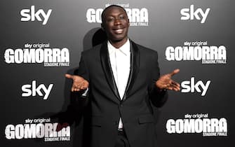 Senegalese-born Italian blogger Khaby Lame poses during the red carpet for the TV series 'Gomorra-stagione finale' (Gomorrah-final season) in Rome, Italy, 15 November 2021. The series, in its fifth and final season, is based on Italian writer Roberto Saviano's 2006 novel and will air on 19 November.     ANSA/ETTORE FERRARI