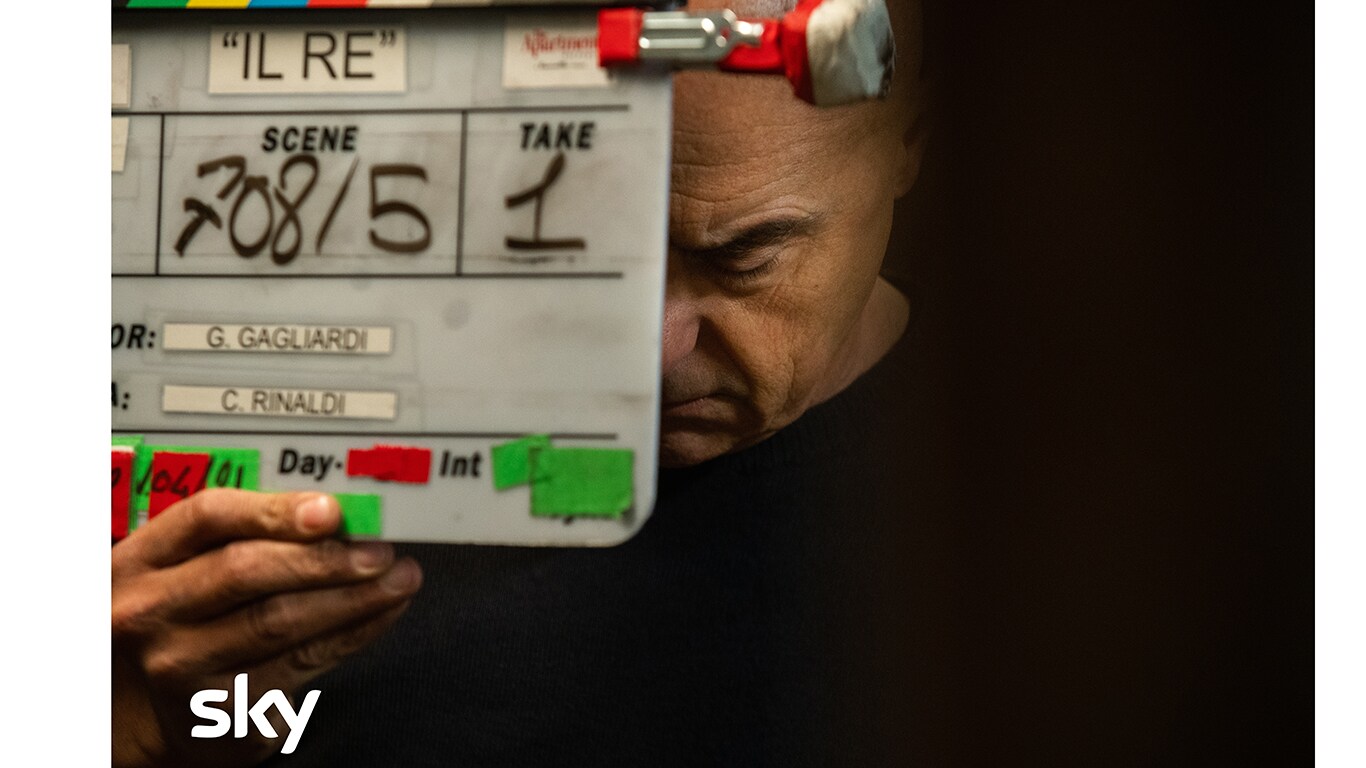 Luca Zingaretti sul set della serie tv Il Re