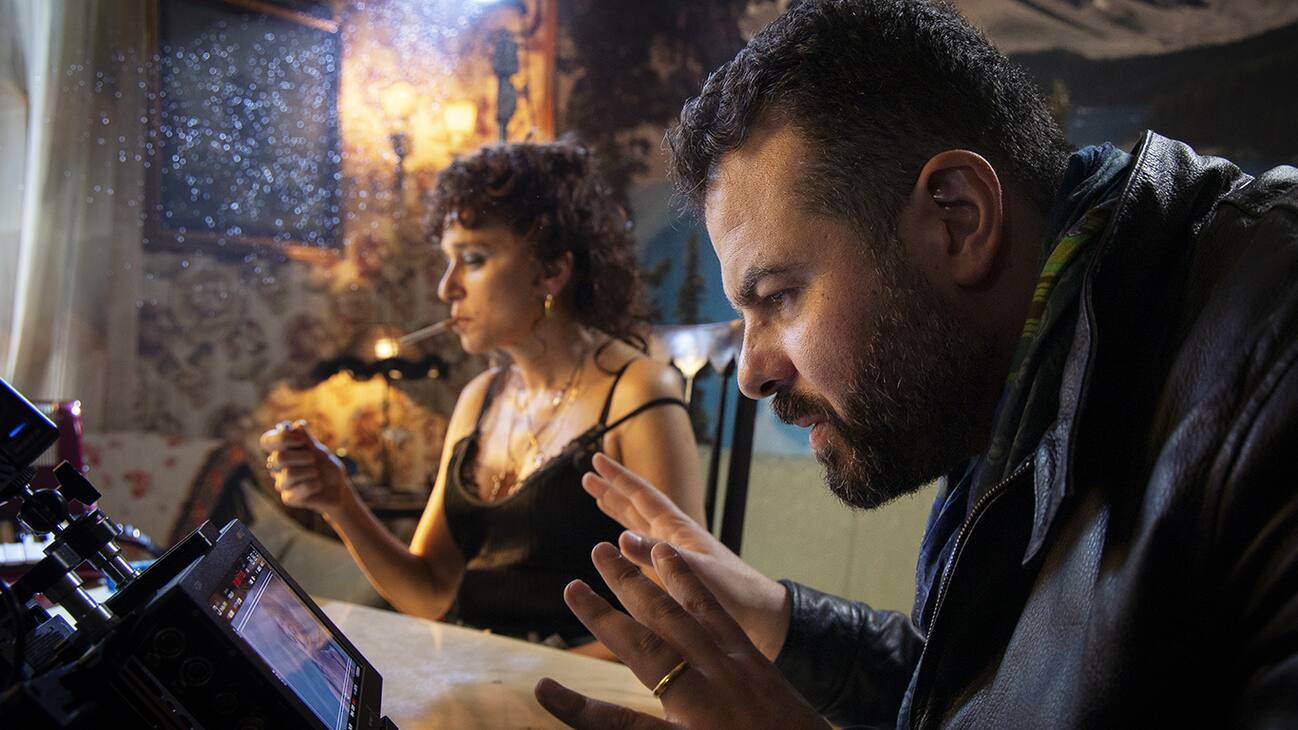 La vita bugiarda degli adulti, il poster della miniserie tratta dal