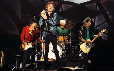 ADELAIDE, AUSTRALIA - OCTOBER 25:  The Rolling Stones perform live at Adelaide Oval on October 25, 2014 in Adelaide, Australia.  (Photo by Morne de Klerk/Getty Images)