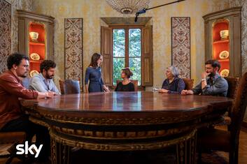 A casa tutti bene 2, il cast della serie tv. FOTO