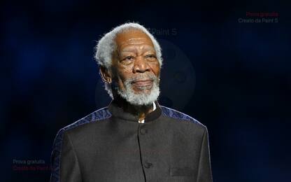 Morgan Freeman ha annullato la promozione della nuova serie per malore