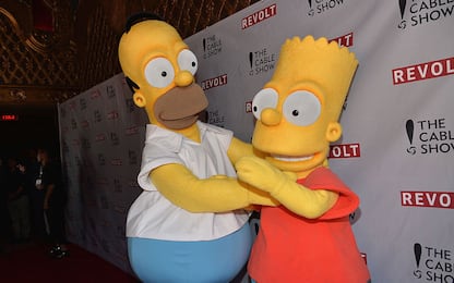 I Simpsons, Homer continuerà a strangolare Bart