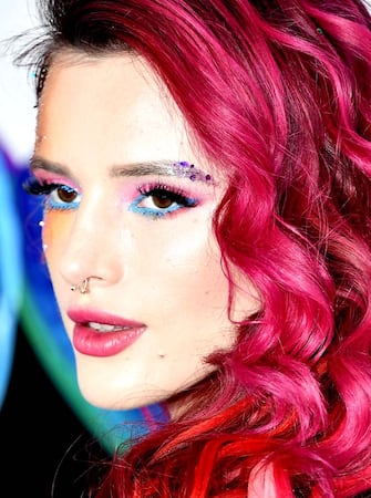 LOS ANGELES, CA - AUGUST 13:  Bella Thorne arrives at the Teen Choice Awards 2017 at Galen Center on August 13, 2017 in Los Angeles, California.  (Photo by Frazer Harrison/Getty Images)