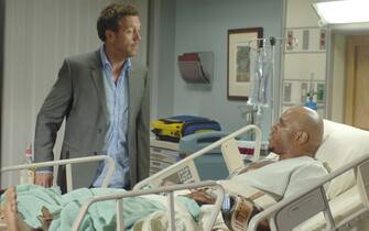 HOUSE: House (Hugh Laurie, L) helps a death row inmate (guest star LL Cool J, R) who is stricken with a mysterious disease on the season premiere episode of HOUSE airing Tuesday, September 13 (9:00-10:00 PM ET/PT) on FOX. ª©2005 FOX BROADCASTING COMPANY. Cr: Jamie Trueblood/FOX.