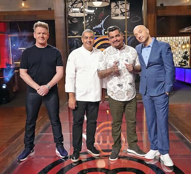 MASTERCHEF: L-R: Chef/Judge Gordon Ramsay, guest judge Michael Mina with judges Joe Bastianich and Aarón Sánchez in the “Michael Mina Meat Roulette” episode airing Wednesday, July 7 (8:00-9:00 PM ET/PT) on FOX. © 2021 FOX MEDIA LLC. CR: FOX.