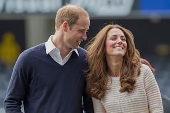 DUNEDIN, NEW ZEALAND - APRIL 13: (L-R)  Prince William, Duke of Cambridge and Catherine, Duchess of Cambridge attend 'Rippa Rugby' in the Forstyth Barr Stadium on day 7 of a Royal Tour to New Zealand on April 13, 2014 in Dunedin, New Zealand. The Duke and Duchess of Cambridge are on a three-week tour of Australia and New Zealand, the first official trip overseas with their son, Prince George of Cambridge.  (Photo by David Rowland - Pool/Getty Images)