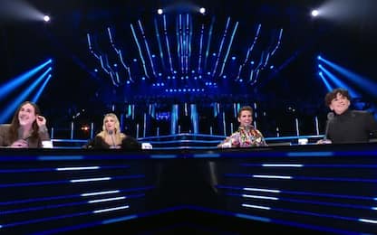 X Factor 2021, con il primo Live la gara è entrata nel vivo. VIDEO