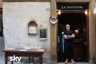 4 Restaurants, the photos of episode 3 in the best game restaurants in Siena