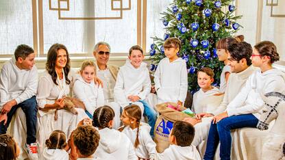 "Andrea Bocelli: Natale in famiglia" ti aspetta su Sky Uno