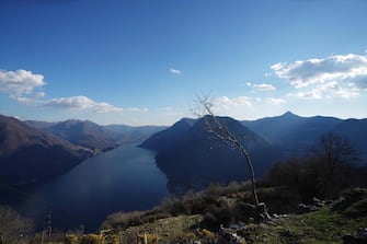 1136893553 COMO, ITALY - MARCH 19: A general view of the Lake Como from Pigra on March 19, 2019 in Como, Italy. The Lake Como is the deepest Italian Lake. Lake Como is falling with a shortfall of 95 million cubic meters, 21% less than the average. (Photo by Vittorio Zunino Celotto/Getty Images)