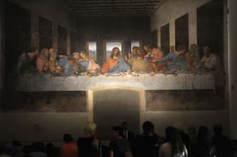 977814546 MILAN, ITALY - JUNE 18: The painting 'The Last Supper' is displayed at the Museo del Cenacolo Vinciano during the Leonardo Da Vinci Prime Idee Per l'Ultima Cena' Exhibition press preview at Cenacolo Vinciano Mesueum on June 18, 2018 in Milan, Italy. (Photo by Pier Marco Tacca/Getty Images)