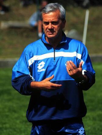 L'allenatore del Napoli, Gigi Simoni, in una immagine del 1997.
ANSA