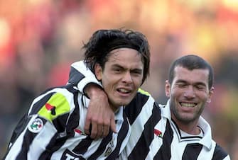 21 Jan 2001: Filippo Inzaghi and Zinedine Zidane of Juventus celebrate the goal during a Serie A 15th Round League match between Perugia and Juventus, played at the Renato Curi Stadium, Perugia.    Dino Panato / GRAZIA NERI     DIGITAL CAMERA Mandatory Credit: Grazia Neri/ALLSPORT