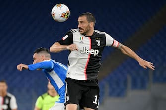 ROME, ITALY - JUNE 17: Leonardo Bonucci of Juventus heads the ball during the Coppa Italia Final match between Juventus and SSC Napoli at Olimpico Stadium on June 17, 2020 in Rome, Italy.  (Photo by Marco Rosi/Getty Images)