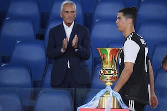 Juventus' Cristiano Ronaldo shows his dejection after SSC Napoli won the Italy Cup Final soccer match against at the Olimpico stadium in Rome, Italy, 17 June 2020.  
ANSA/ETTORE FERRARI