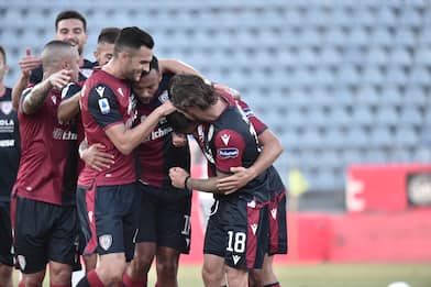 Cagliari-Torino 4-2: video, gol e highlights della partita di Serie A