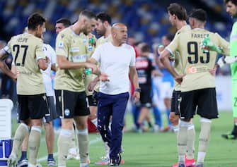 NAPLES, ITALY - JUNE 28: Luigi Di Biagio head coach of SPAL talk with his players ,during the Serie A match between SSC Napoli and SPAL at Stadio San Paolo on June 28, 2020 in Naples, Italy. (Photo by MB Media/Getty Images)