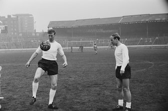 The Charlton brothers, Jack (left) and Bobby of the England football team, UK, 8th April 1965. (Photo by Norman Quicke/Express/Hulton Archive/Getty Images)