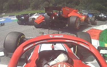 Formula 1, GP Stiria: le foto dell'incidente delle due Ferrari