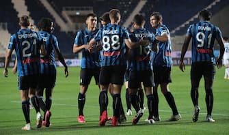 BERGAMO, ITALY - JULY 14:  Mario Pasalic of Atalanta BC celebrates with his team-mates after scoring the opening goal during the Serie A match between Atalanta BC and Brescia Calcio at Gewiss Stadium on July 14, 2020 in Bergamo, Italy.  (Photo by Emilio Andreoli/Getty Images)