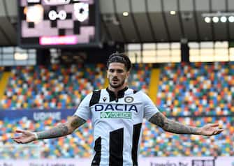 1255775984 UDINE, ITALY - JULY 12: Rodrigo De Paul of Udinese Calcio reacts during the Serie A match between Udinese Calcio and UC Sampdoria at Stadio Friuli on July 12, 2020 in Udine, Italy. (Photo by Alessandro Sabattini/Getty Images)