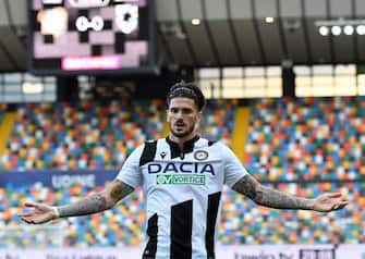 UDINE, ITALY - JULY 12: Rodrigo De Paul of Udinese Calcio reacts during the Serie A match between Udinese Calcio and  UC Sampdoria at Stadio Friuli on July 12, 2020 in Udine, Italy. (Photo by Alessandro Sabattini/Getty Images)