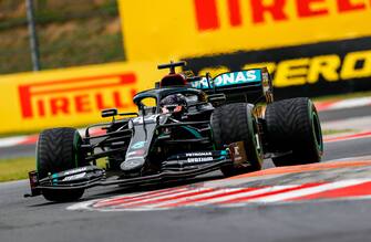 Mercedes' British driver Lewis Hamilton steers his car during the Formula One Hungarian Grand Prix race at the Hungaroring circuit in Mogyorod near Budapest, Hungary, on July 19, 2020. (Photo by Leonhard Foeger / POOL / AFP) (Photo by LEONHARD FOEGER/POOL/AFP via Getty Images)