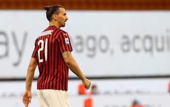 MILAN, ITALY - JULY 18:  Zlatan Ibrahimovic of AC Milan looks on during the Serie A match between AC Milan and Bologna FC at Stadio Giuseppe Meazza on July 18, 2020 in Milan, Italy.  (Photo by Marco Luzzani/Getty Images)