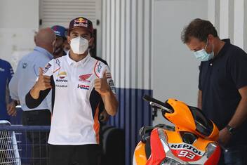 MotoGP, Marquez torna in pista 4 giorni dopo l'operazione