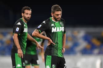 NAPLES, ITALY - JULY 25: Domenico Berardi of US Sassuolo looks disappointed during the Serie A match between SSC Napoli and  US Sassuolo at Stadio San Paolo on July 25, 2020 in Naples, Italy. (Photo by Francesco Pecoraro/Getty Images)