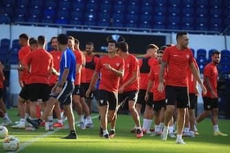 Sevilla's players takes part in a training session on the eve of the UEFA Europa League round of 16 football match Sevilla FC vs AS Roma at the MSV Arena on August 5, 2020 in Duisburg, Germany. (Photo by WOLFGANG RATTAY / POOL / AFP) (Photo by WOLFGANG RATTAY/POOL/AFP via Getty Images)