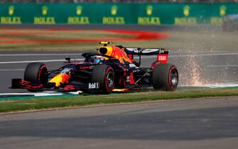Red Bull's Thai driver Alex Albon steers his car during the qualifying session of the F1 70th Anniversary Grand Prix at Silverstone on August 8, 2020 in Northampton. - This weekend's race will commemorate the 70th anniversary of the inaugural world championship race, held at Silverstone in 1950. (Photo by Frank Augstein / POOL / AFP) (Photo by FRANK AUGSTEIN/POOL/AFP via Getty Images)