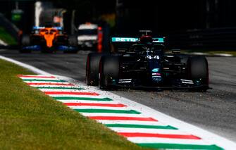 MONZA, ITALY - SEPTEMBER 06: Lewis Hamilton of Great Britain driving the (44) Mercedes AMG Petronas F1 Team Mercedes W11 on track during the F1 Grand Prix of Italy at Autodromo di Monza on September 06, 2020 in Monza, Italy. (Photo by Rudy Carezzevoli/Getty Images)