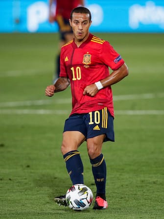 SEVILLE, SPAIN - SEPTEMBER 6: Thiago Alcantara of Spain during the  UEFA Nations league match between Spain  v Ukraine  at the Alfredo Di Stefano Stadium on September 6, 2020 in Seville Spain (Photo by David S. Bustamante/Soccrates/Getty Images)