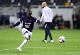 STOCKHOLM, SWEDEN - SEPTEMBER 05: N'Golo Kante of France warms up prior to the UEFA Nations League group stage match between Sweden and France at Friends Arena on September 05, 2020 in Stockholm, Sweden. (Photo by Linnea Rheborg/Getty Images)