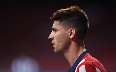 MADRID, SPAIN - JULY 19: Alvaro Morata of Atletico Madrid looks on during the Liga match between Atletico de Madrid and Real Sociedad at Wanda Metropolitano on July 19, 2020 in Madrid, Spain. Football Stadiums around Europe remain empty due to the Coronavirus Pandemic as Government social distancing laws prohibit fans inside venues resulting in all fixtures being played behind closed doors. (Photo by Denis Doyle/Getty Images)