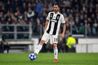 TURIN,ITALY - NOVEMBER 7: Leonardo Bonucci of Juventus in action during the Group H match of the UEFA Champions League between Juventus and Manchester United at Juventus Stadium on November 07, 2018 in Turin, Italy. (Photo by Etsuo Hara/Getty Images)