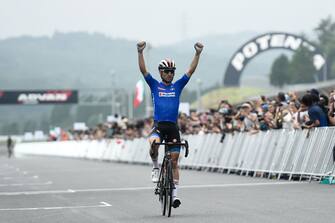 OYAMA, JAPAN - JULY 21: Gold mecalist Diego Ulissi of Italy celebrates winning the Ready Steady Tokyo - Cycling (Road), Tokyo 2020 Olympic Games test event at Fuji Speedway on July 21, 2019 in Oyama, Shizuoka, Japan. (Photo by Matt Roberts/Getty Images)