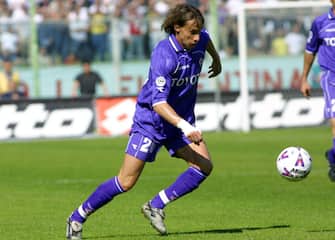 29 APR 2001: Enrico Chiesa of Fiorentina in action during the Serie A 28th Round League match between Fiorentina and Udinese played at the Artemio Franchi Stadium Florence. DIGITAL CAMERA Mandatory Credit: Grazia Neri/ALLSPORT