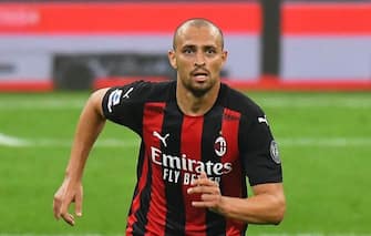 MILAN, ITALY - SEPTEMBER 21: Leo Duarte of AC MIlan in action during the Serie A match between AC Milan and Bologna FC at Stadio Giuseppe Meazza on September 21, 2020 in Milan, Italy. (Photo by Alessandro Sabattini/Getty Images)