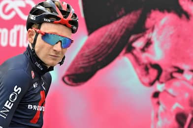 Giro d'Italia, l'inglese Tao Geoghegan Hart vince la corsa rosa