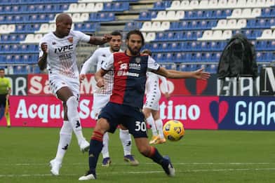 Cagliari-Benevento 1-2: video, gol e highlights della partita di Serie