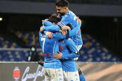 Napoli-Parma 2-0: video, gol e highlights della partita di Serie A