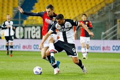 Serie A, Parma-Genoa 1-2: gol e highlights della partita di Serie A