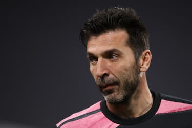 TURIN, ITALY - MARCH 02: Gianluigi Buffon of Juventus during the warm up prior to the Serie A match between Juventus  and Spezia Calcio at Allianz Stadium on March 02, 2021 in Turin, Italy. (Photo by Jonathan Moscrop/Getty Images )