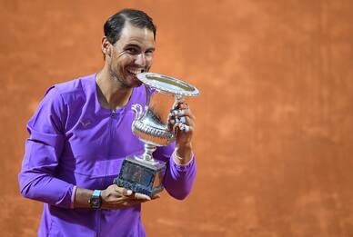 Internazionali tennis Roma, trionfa Nadal: Djokovic battuto in finale